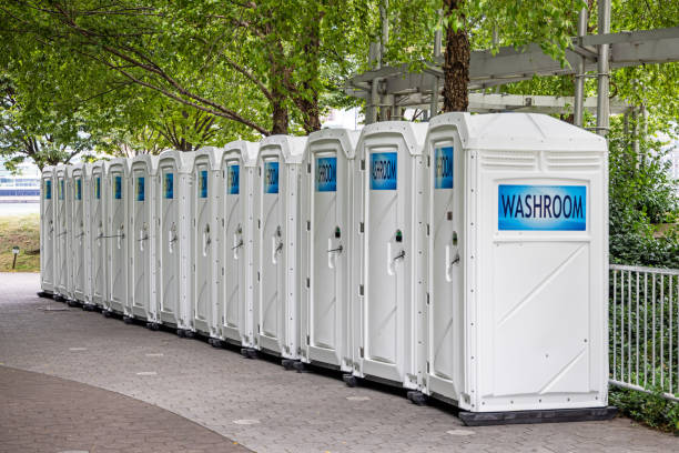 Portable Toilet Options We Offer in Rolling Hills, CA